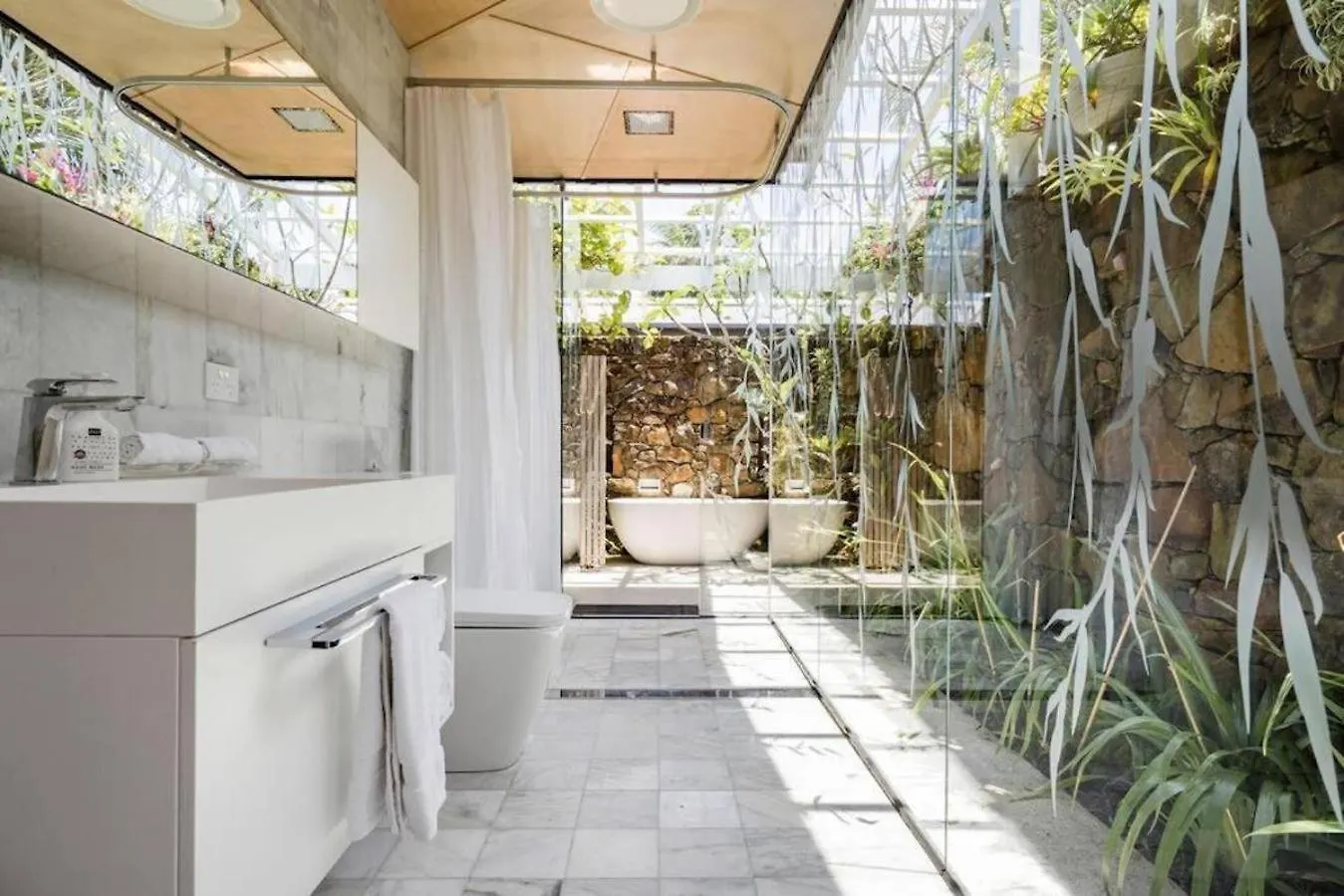 Buhwi Bira Byron Bay - Studio Apartment